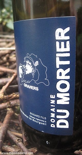 Domaine du Mortier St Nicolas de Bourgueil Les Graviers 2009 Domaine du Mortier St Nicolas de Bourgueil Les Graviers 2009