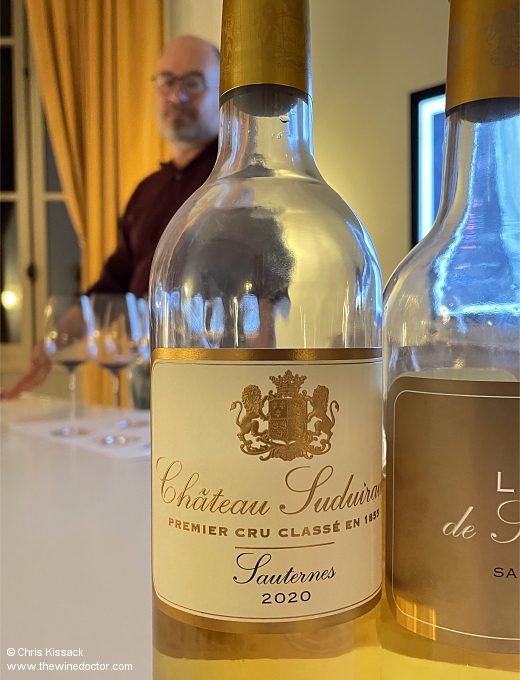 Suduiraut 2020, Pierre Montegut in the background, December 2022 Sauternes 2020