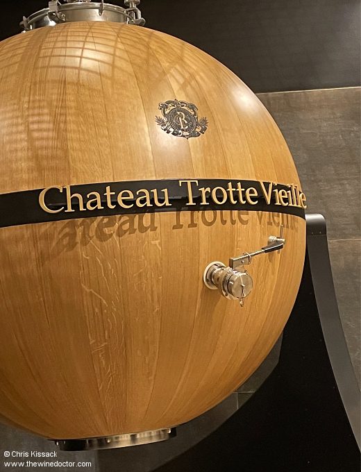 Spherical cuve for the Très Vielles Vignes du Château Trotte Vieille, April 2022 Château Trotte Vieille