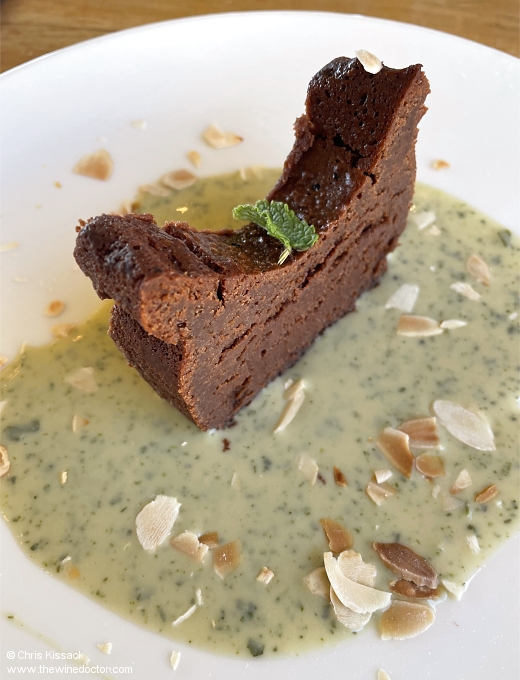 Fondant chocolat at La Table du Pressoir, Domaine Grosbois, June 2026 La Table du Pressoir
